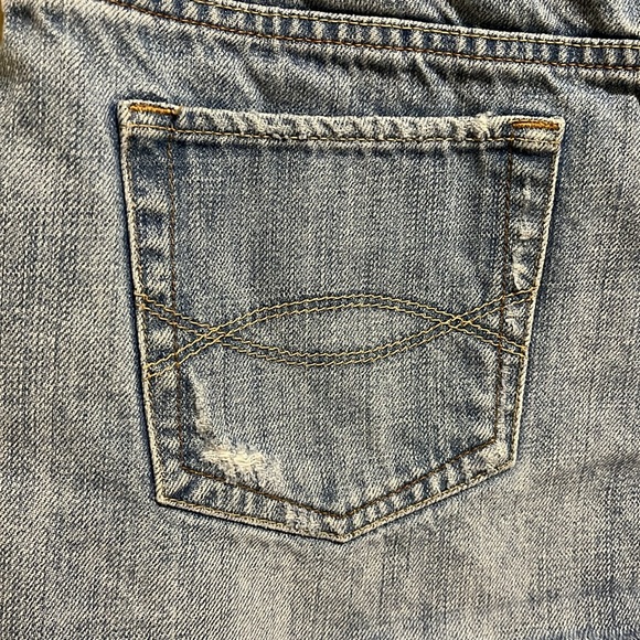 Abercrombie & Fitch Women’s Distressed Mini Skirt Size 6 - Picture 8 of 8